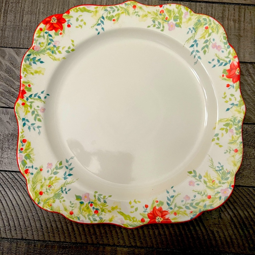 Pioneer woman 10 1/2 inch holiday plates